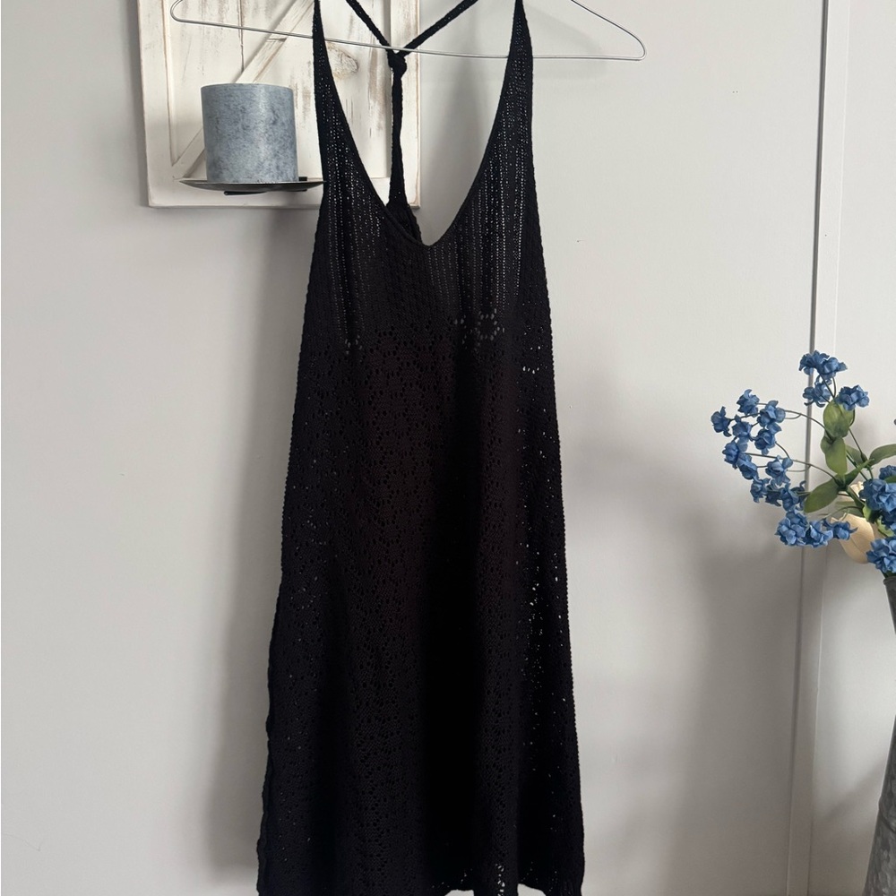 Lulu's Black swim cover up - Picture 2 of 3